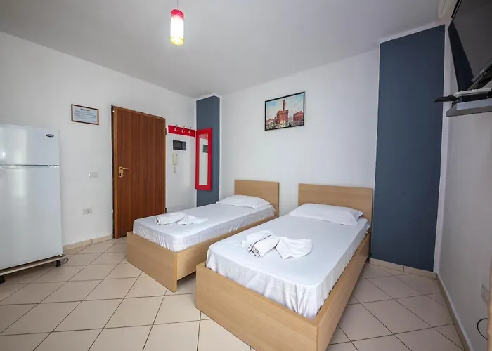 Vera Hotel 3*