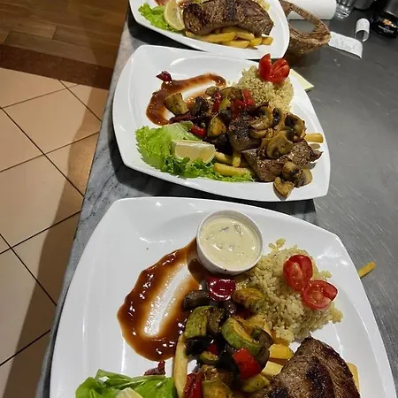 מלון Vera Kryemëdhej